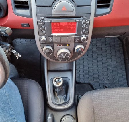 Kia Soul cena 19500 przebieg: 137685, rok produkcji 2009 z Kielce małe 529